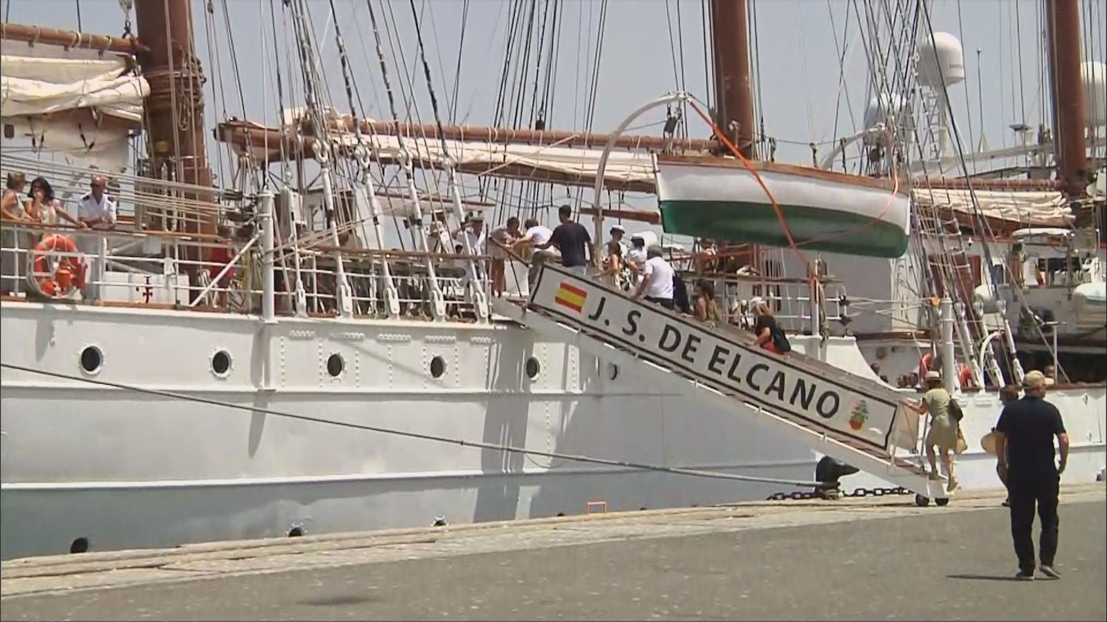 El Juan Sebastián de Elcano regresa a Cádiz tras siete meses de travesía