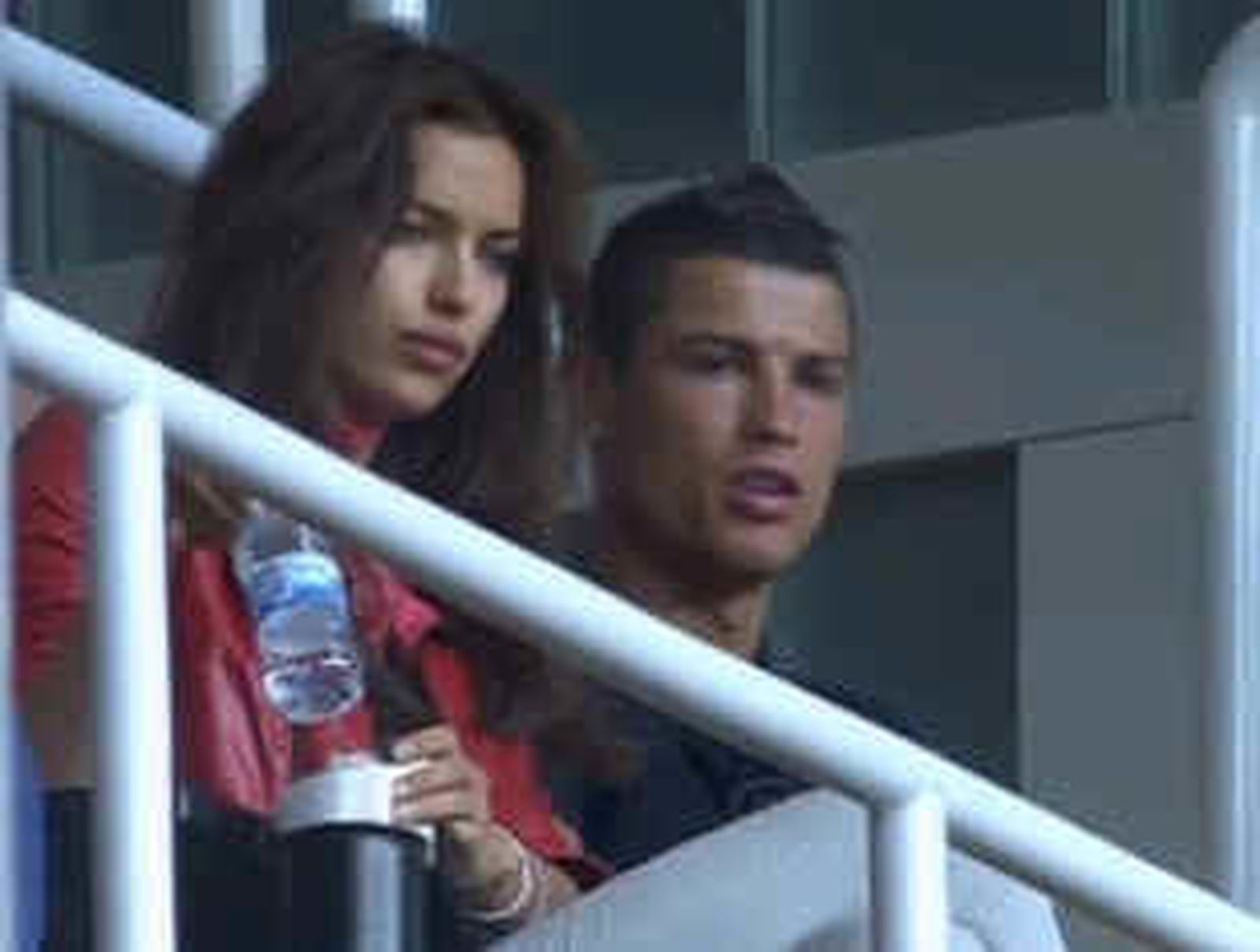 Cristiano Ronaldo, en su palco con Irina Shayk