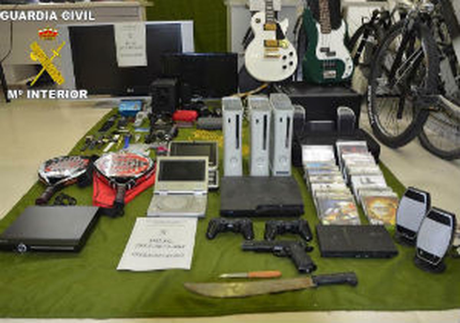 Efectos intervenidos por la Guardia Civil