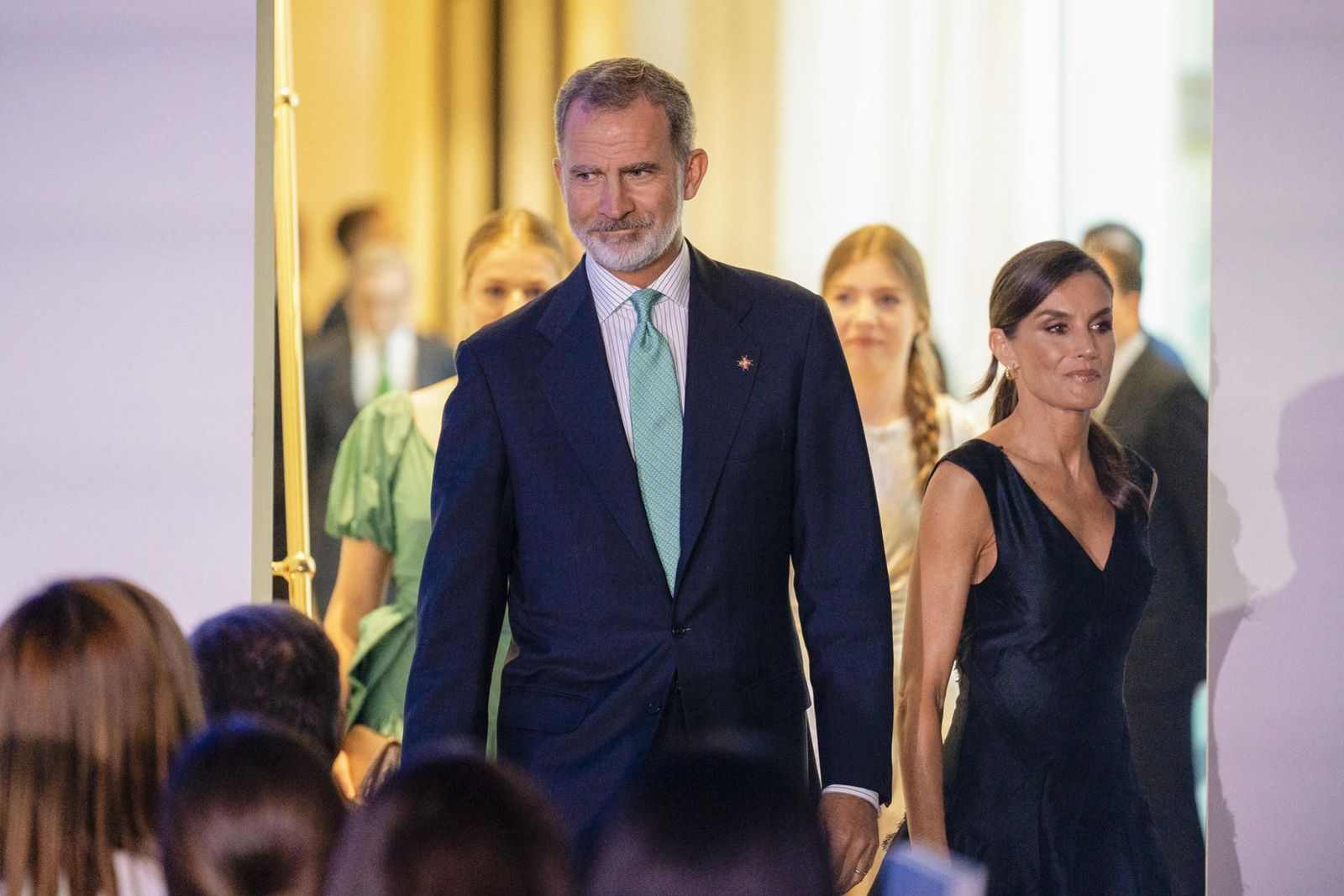 Felipe VI pide en Girona dar “estabilidad y garantía de futuro” a la juventud