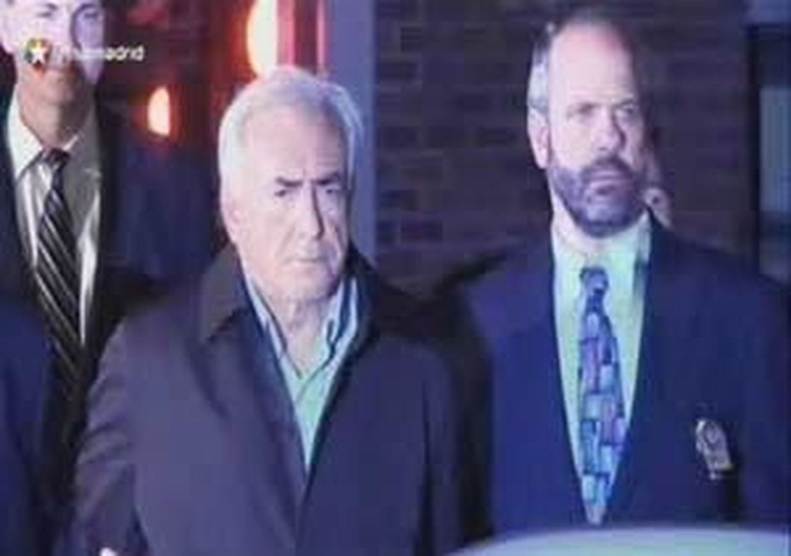 Strauss-Khan no sale de prisión