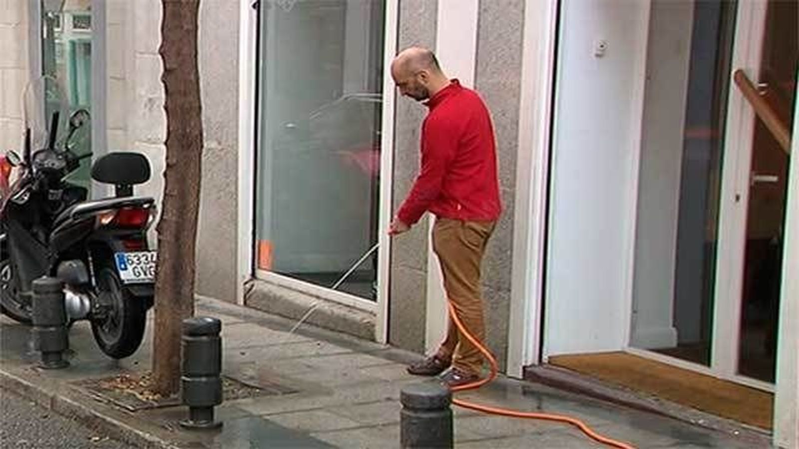 Brigadas vecinales de limpieza toman la inicitiva en Madrid