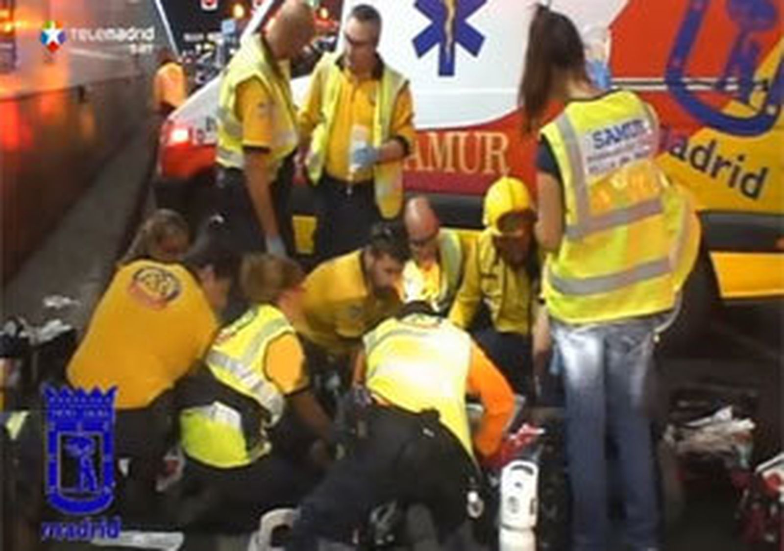 Muere tras caerse de un coche en marcha y ser atropellado por otro que iba detrás