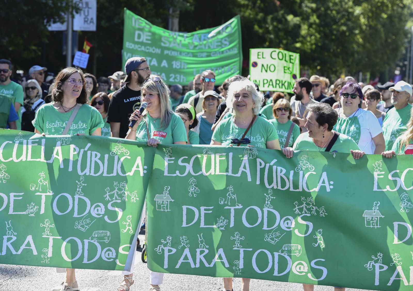 Manifestación en defensa de la educación pública convocada por la Asamblea Marea Verde Madrid