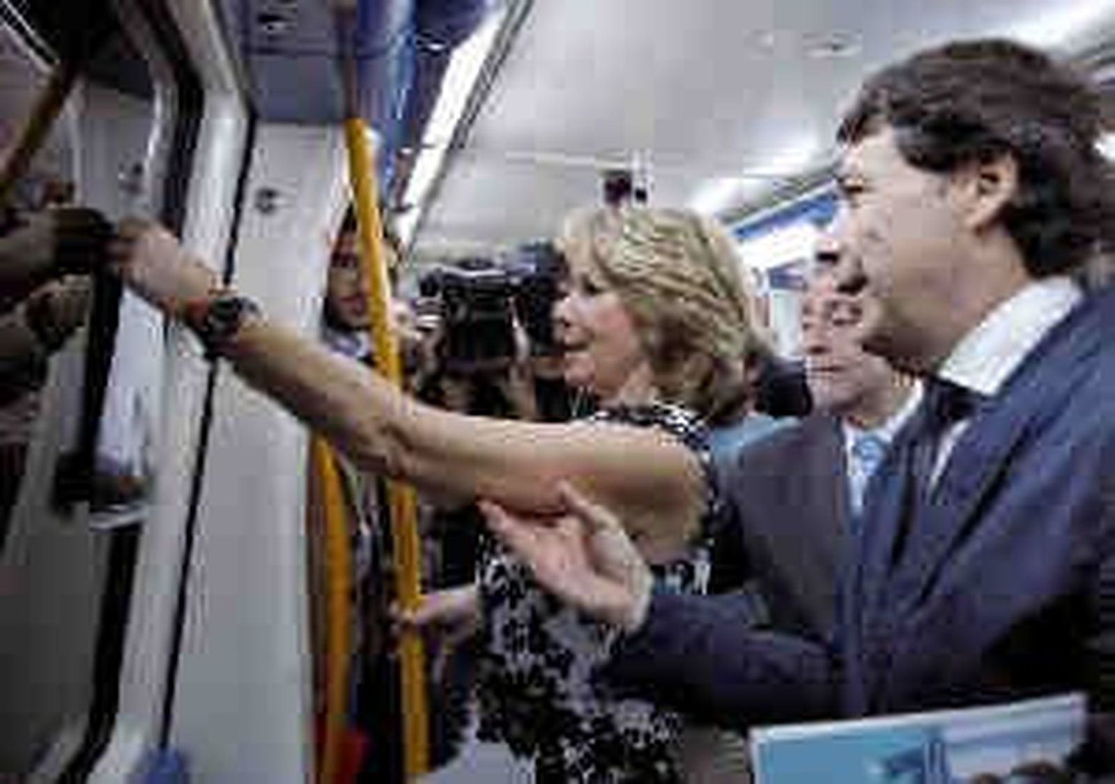 Aguirre presenta la campaña prolectura Libros a la Calle