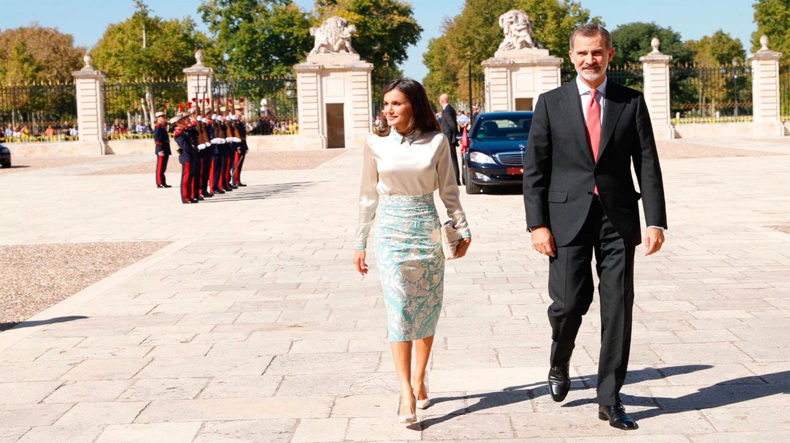 El rey reivindica el valor de la Constitución y el español como "una gran patria común"