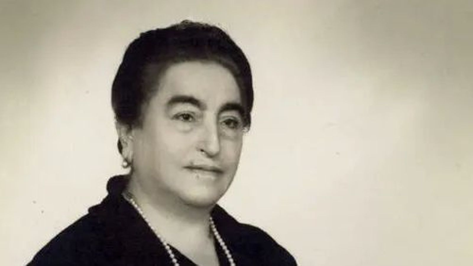 Ángela Ruiz Robles