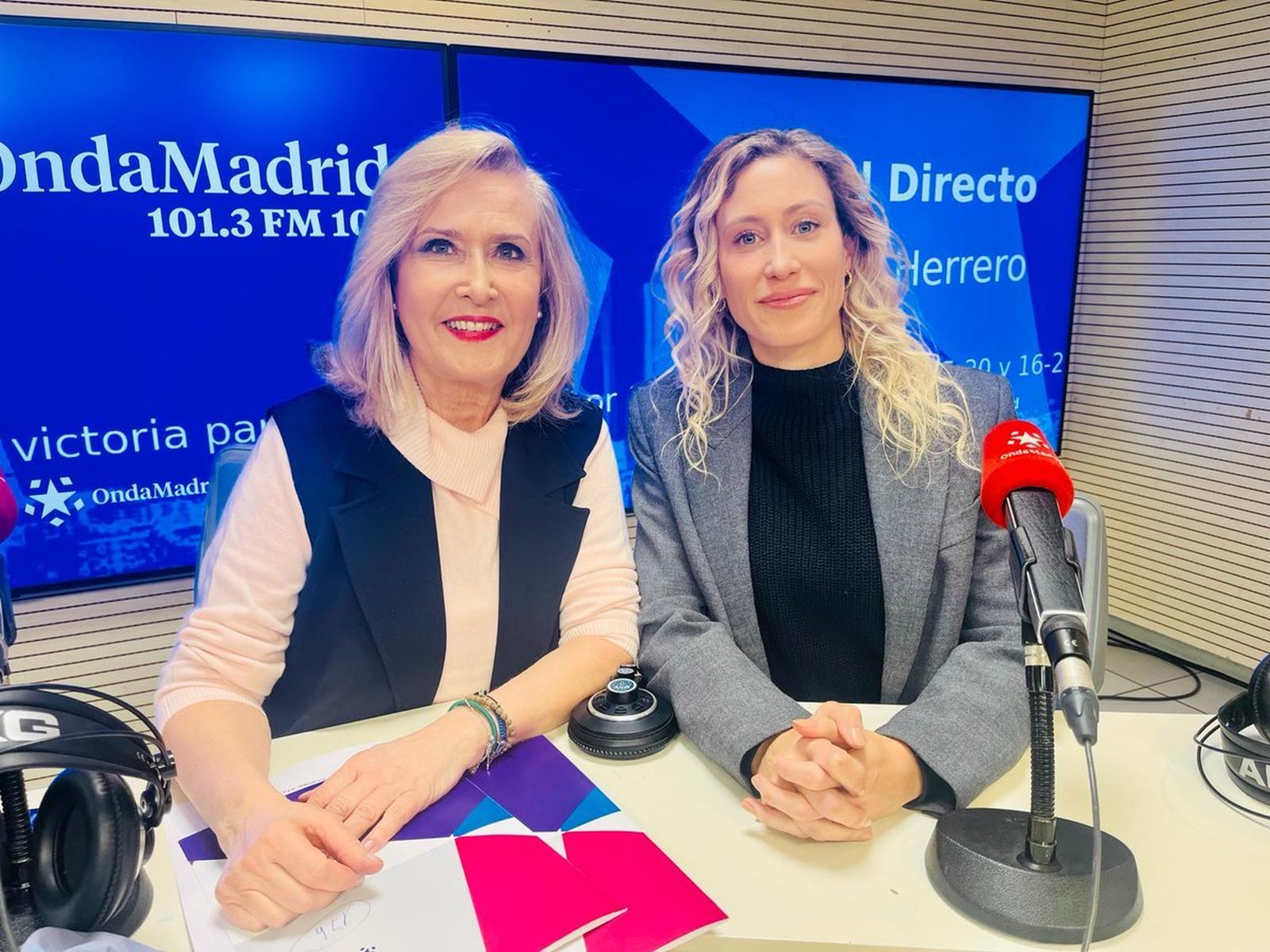 Nieves Herrero y Teresa Riott