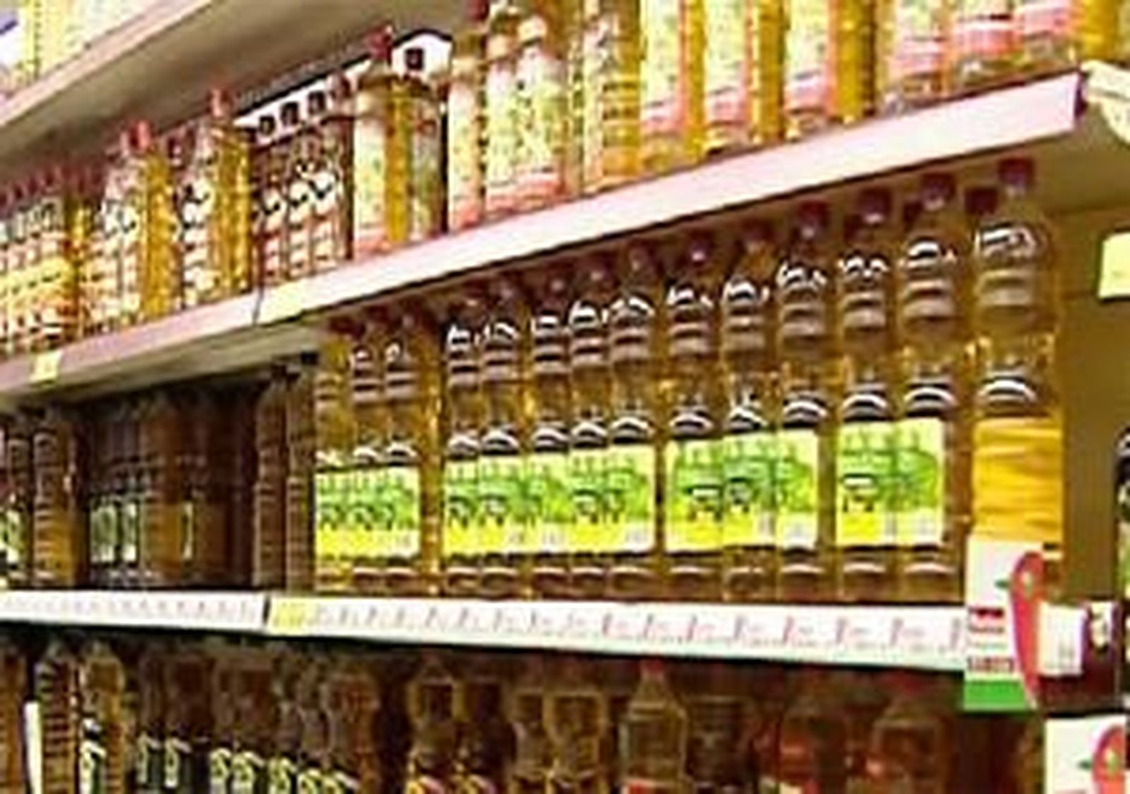Facua detecta diferencias de hasta  el 64% en los precios del aceite de oliva