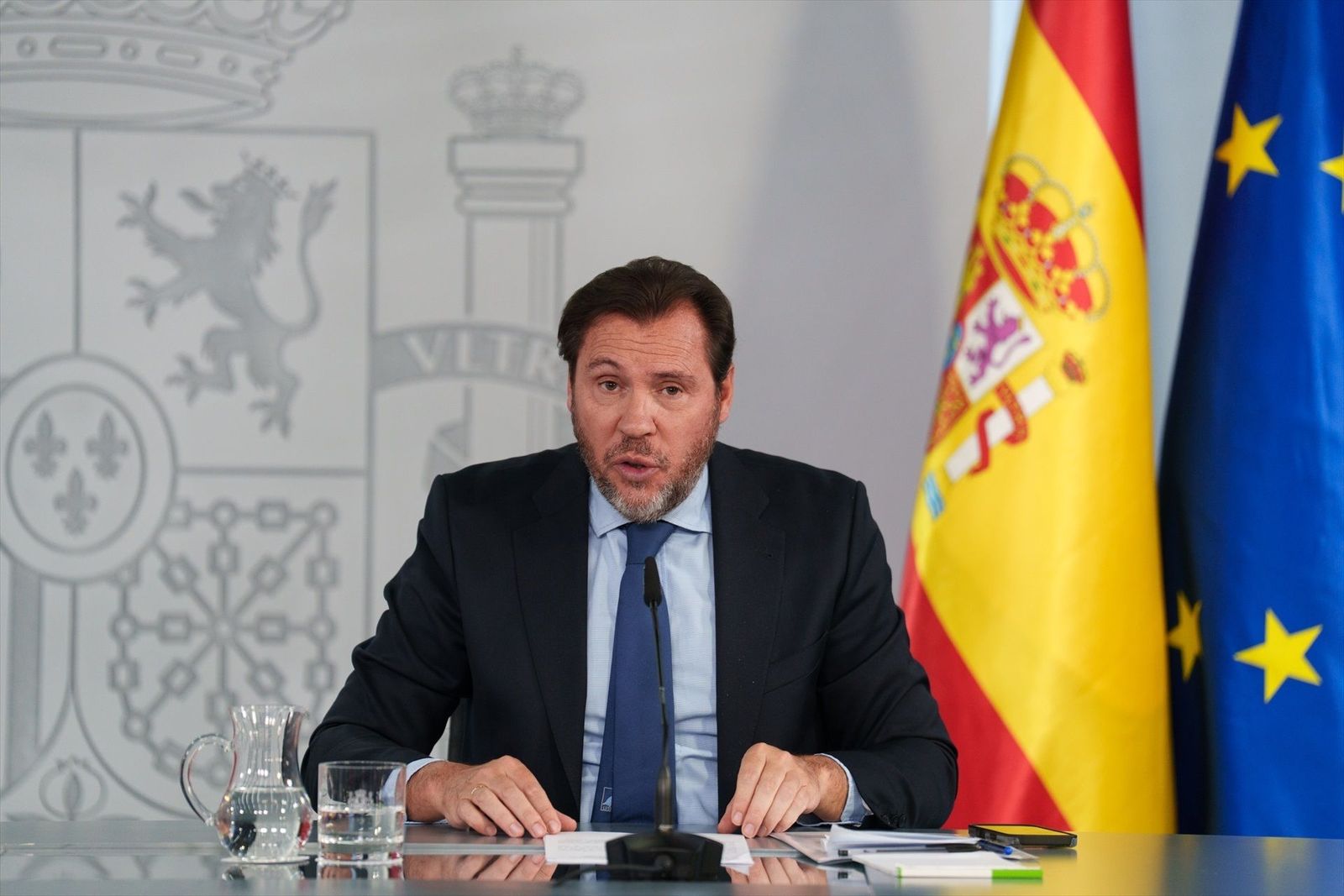 Óscar Puente apunta al 112 por el accidente de Adamuz mientras las víctimas convocan una protesta en el Congreso