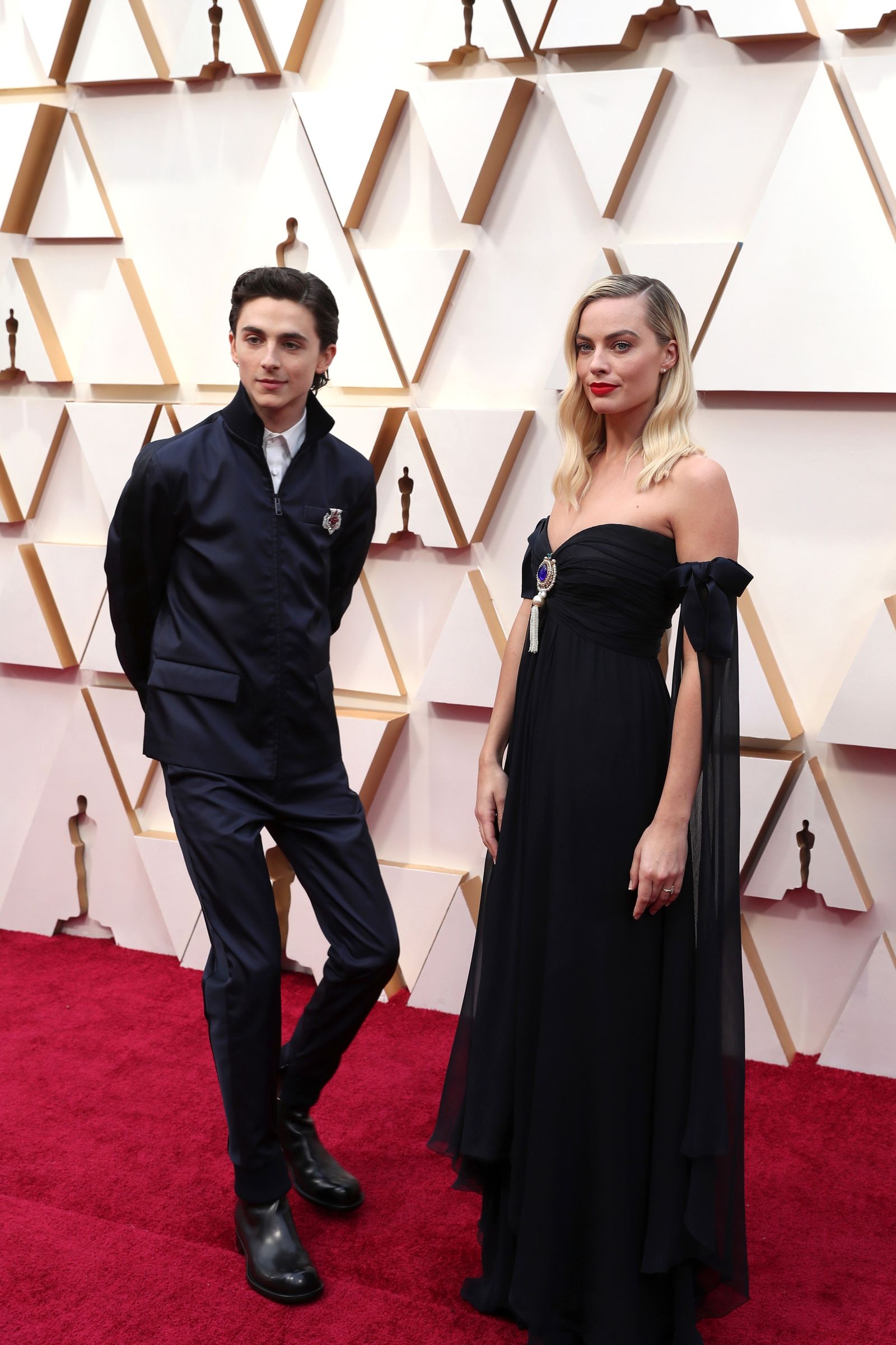 Timothee Chalamet y Margot Robbie