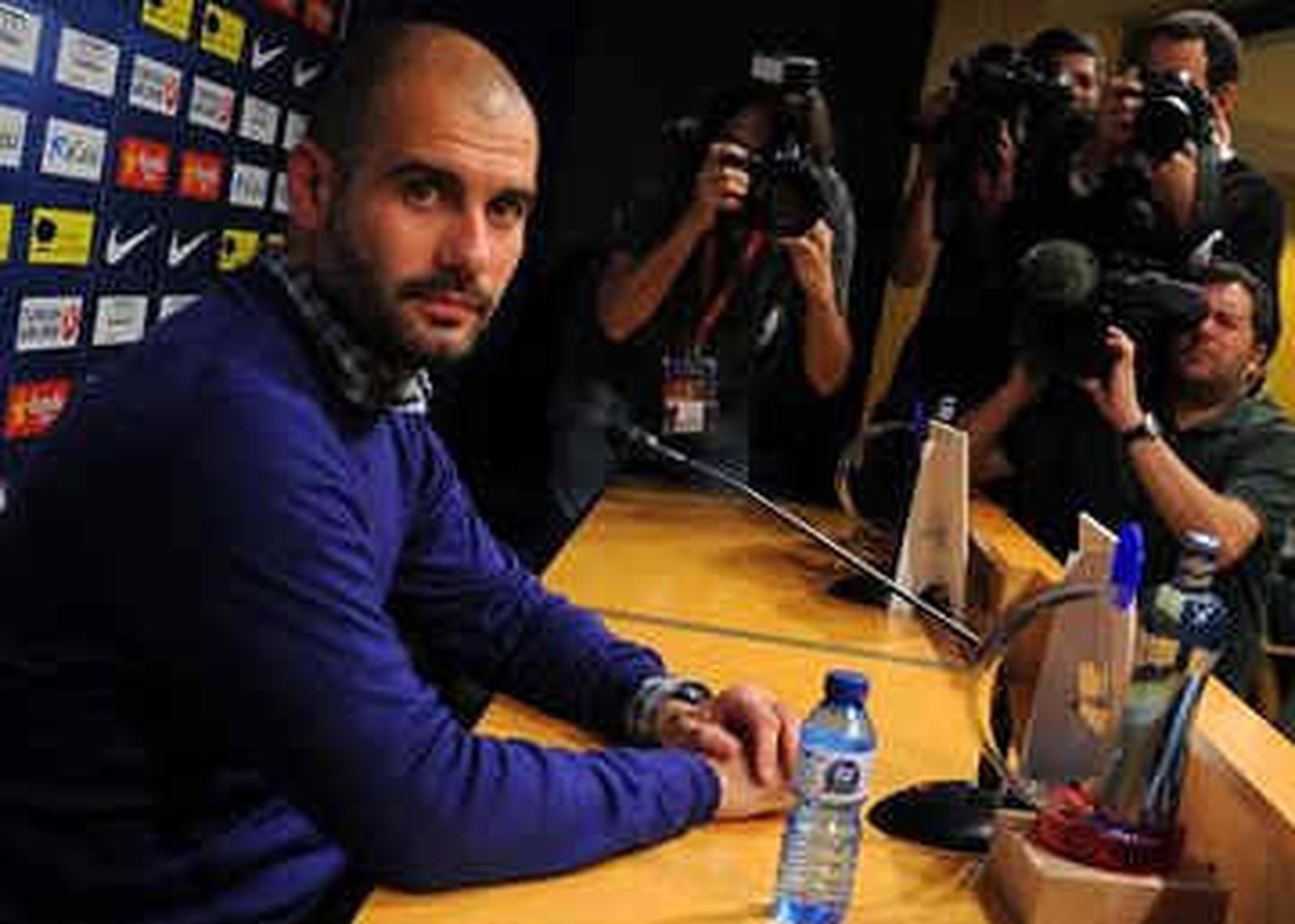 Guardiola: "No puedes ser favorito contra el Manchester"