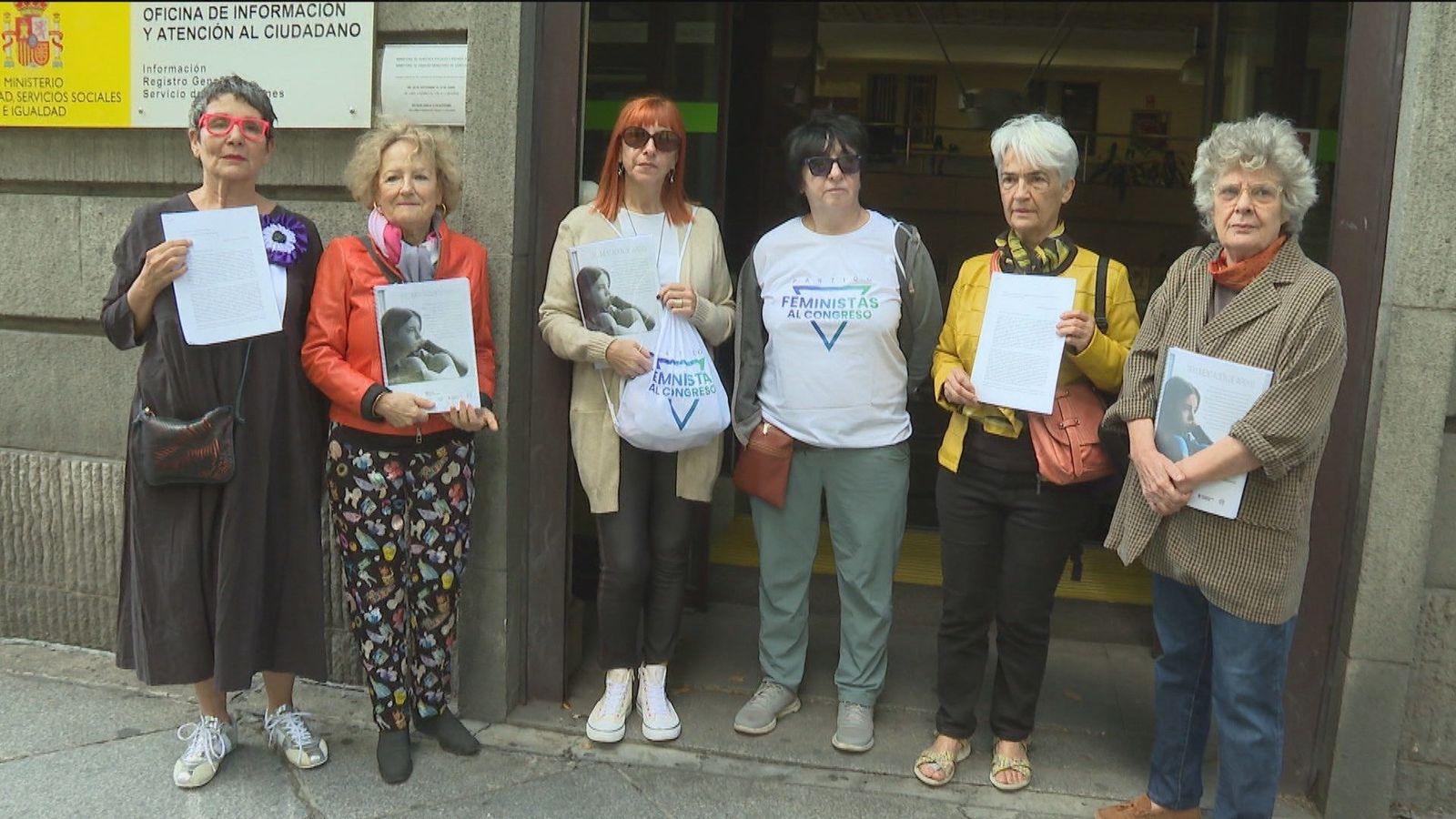 Feministas contra la Ley Trans, alertan del peligro para los menores