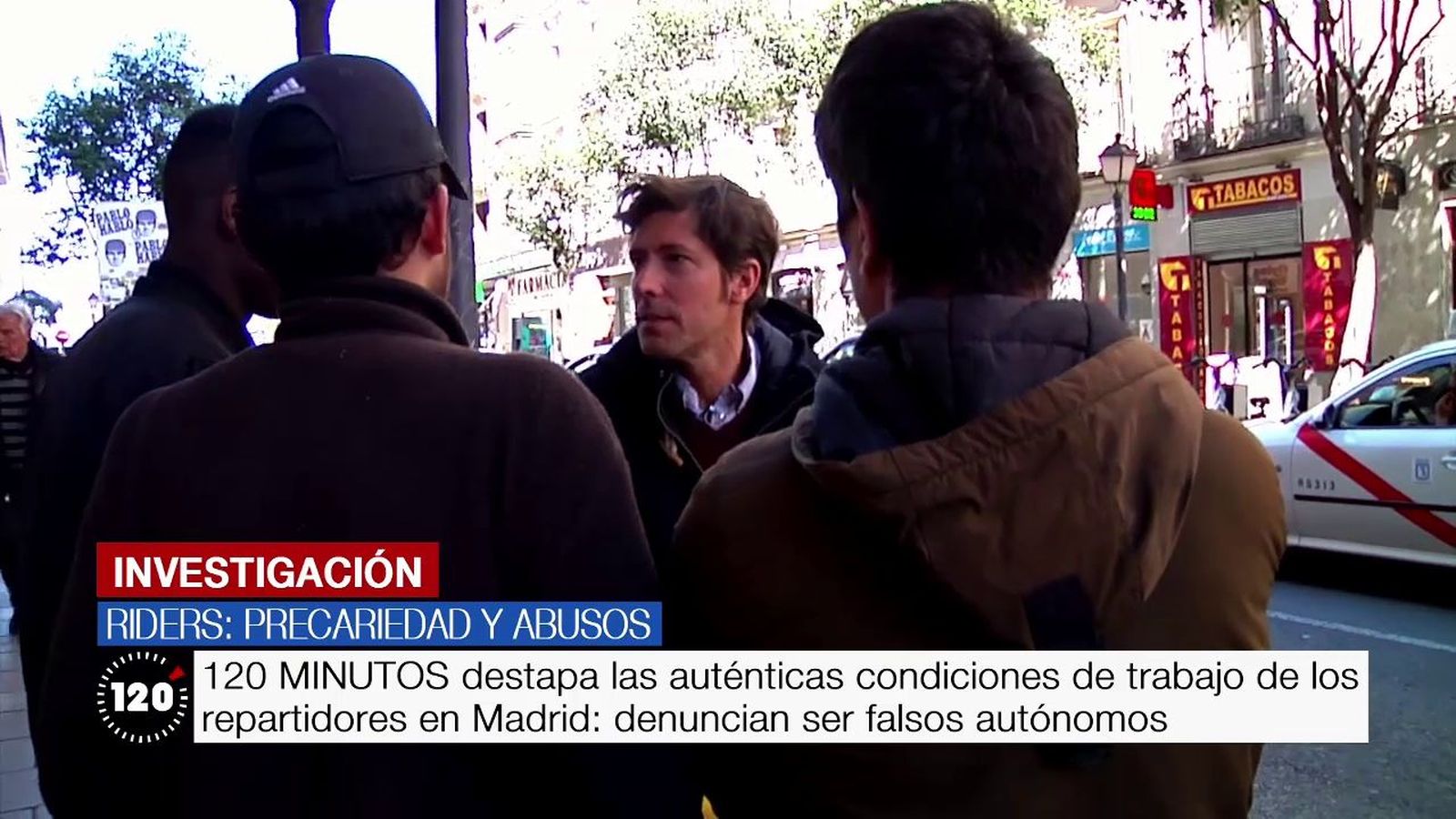 Precariedad y abusos: la denuncia de los 'riders' o repartidores a domicilio