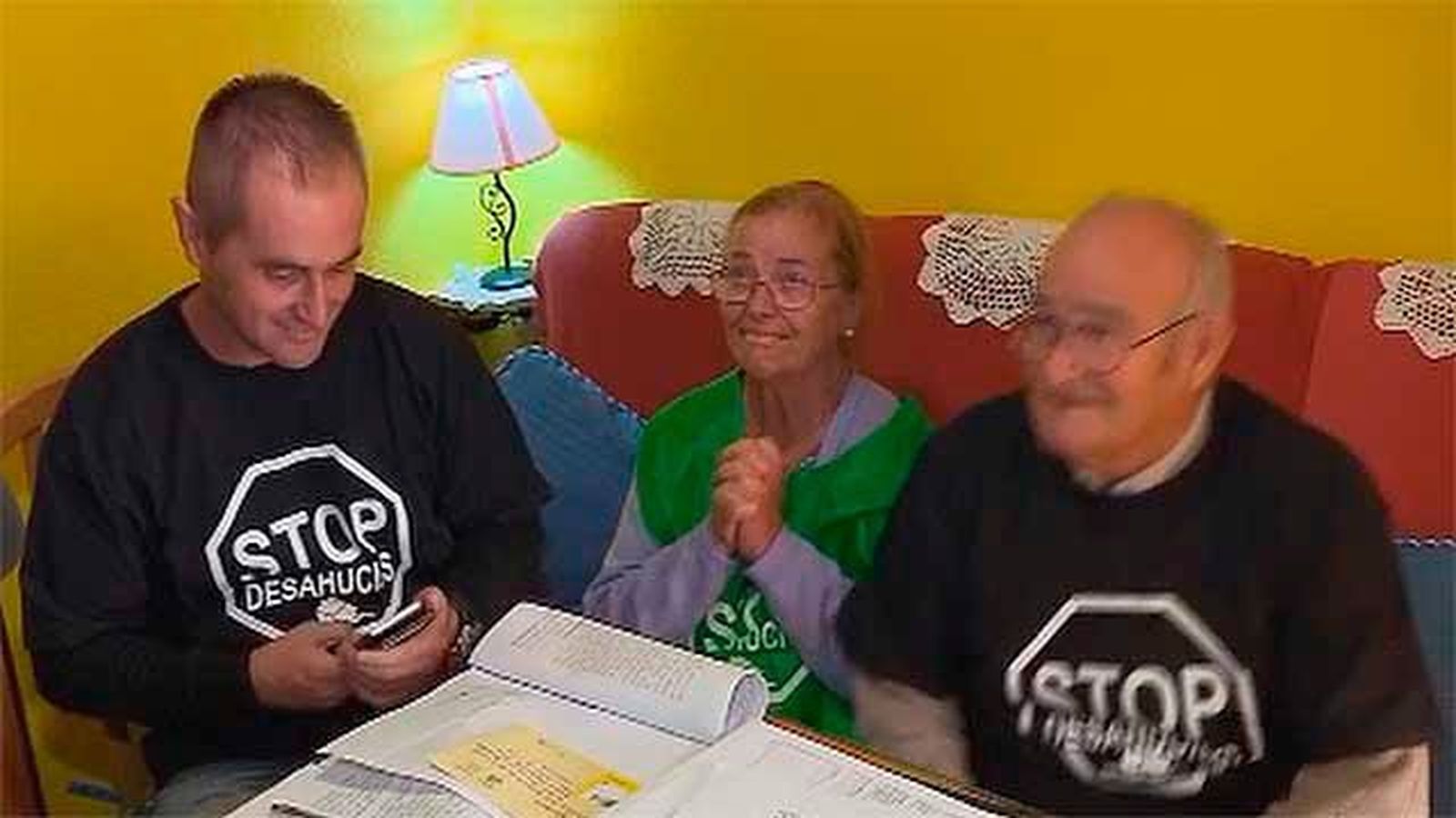 Bankia paraliza el desahucio en Pinto del matrimonio de sordomudos