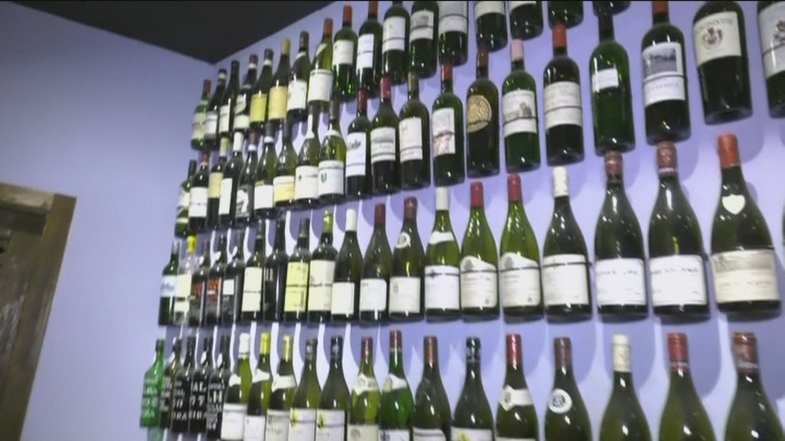 Bodega Matritense, el único establecimiento que elabora vino bajo el suelo de Madrid