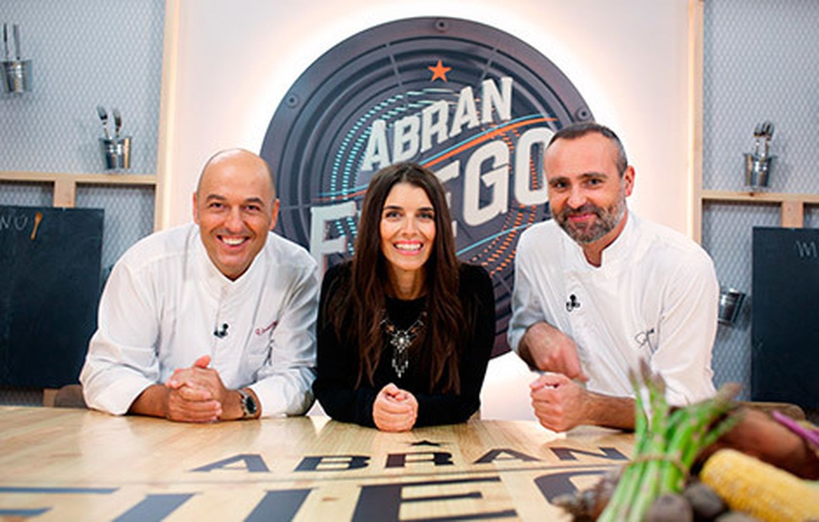 Presentadores de Abran Fuego
