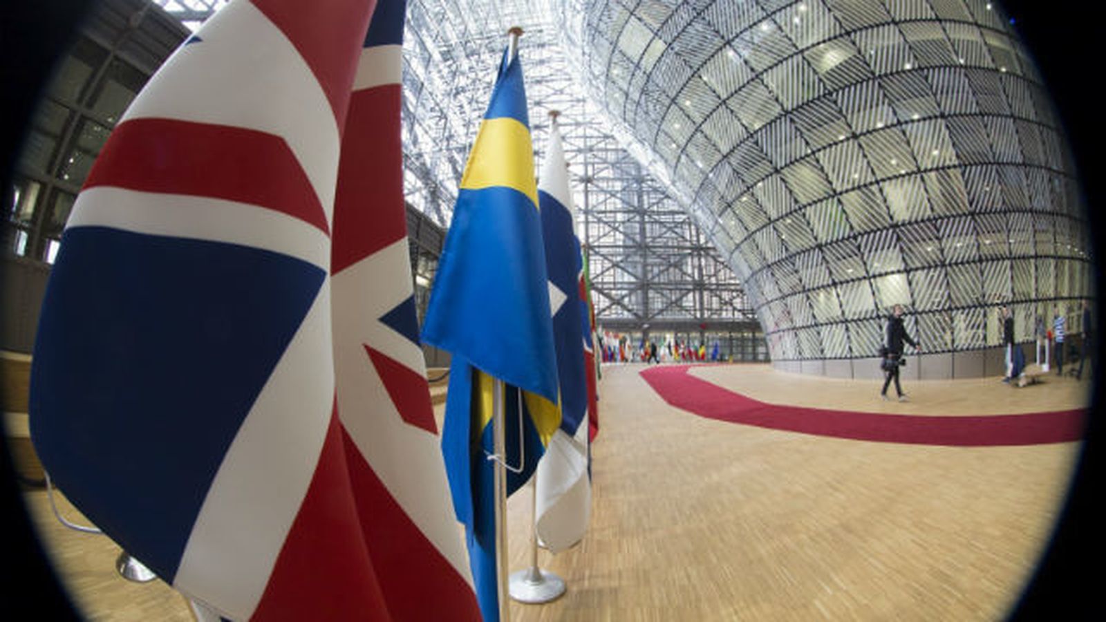 La UE encara el Brexit centrada en la factura de salida y los derechos de los ciudadanos