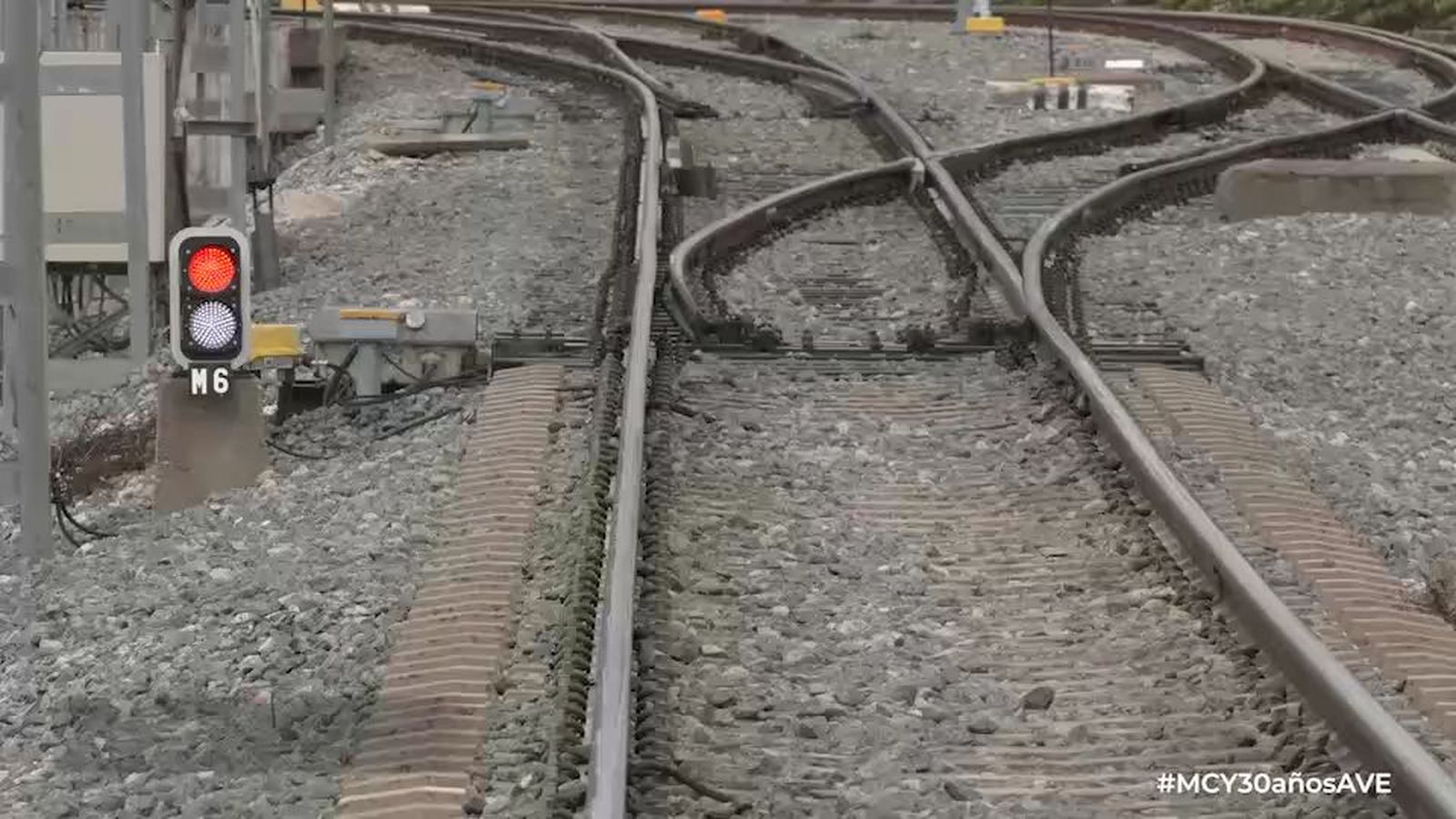Este cambiador modifica el ancho de las ruedas de los trenes sobre la marcha