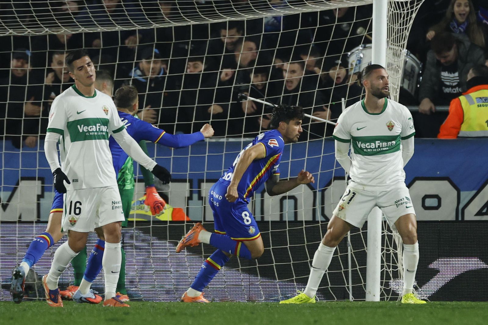 Arrambarri ante el Elche