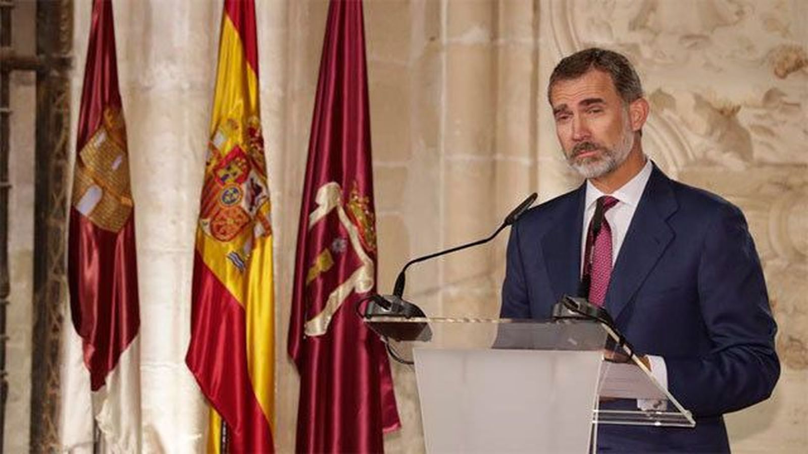 El Gobierno advierte: El "desplante mezquino" al Rey pone el riesgo el futuro del MWC en Barcelona