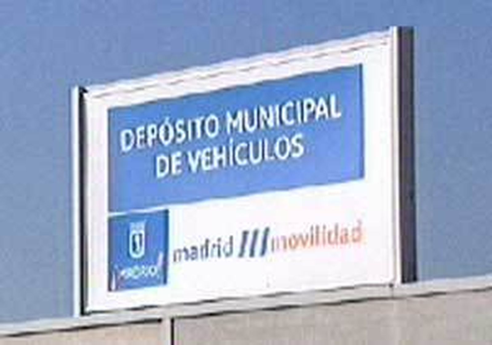 Hallan el cadáver descuartizado de un hombre en el maletero de un coche