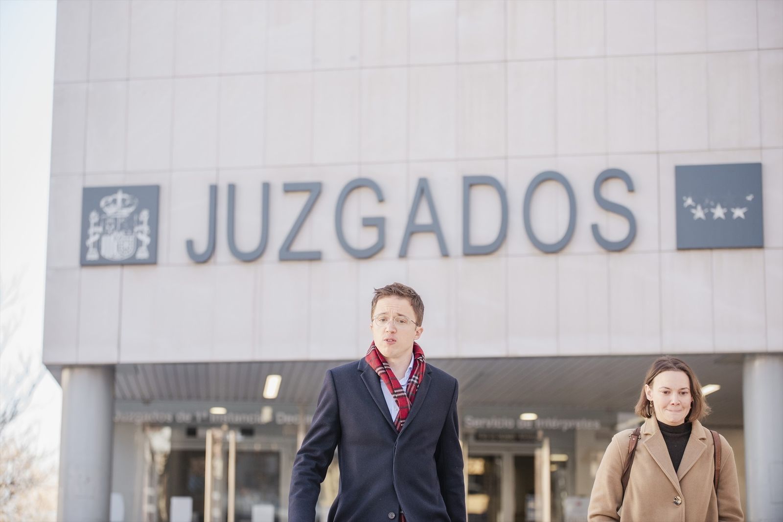 Errejón aporta una conversación con Mouliaá en la que ella le invita a un concierto una semana después de los hechos