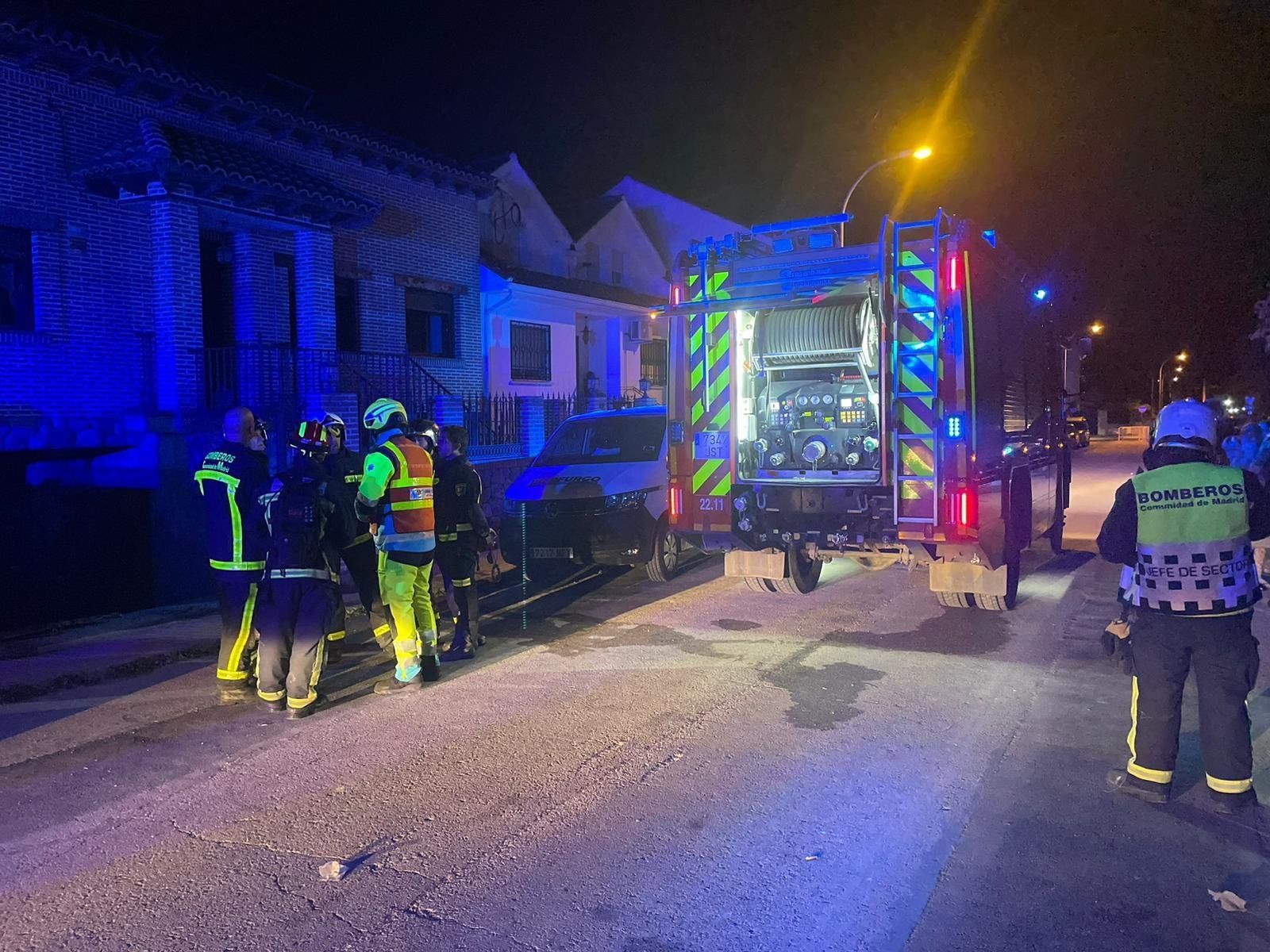 Incendio en Torres de la Alameda