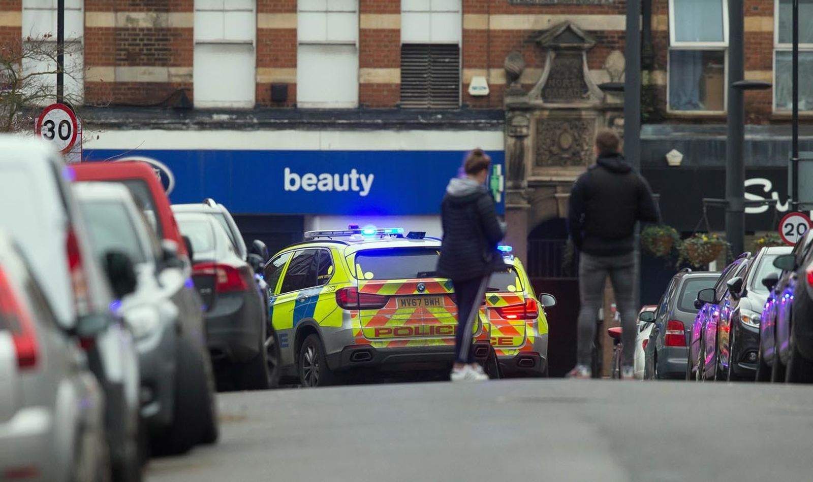Varios acuchillados y un muerto en Londres por un incidente "terrorista"