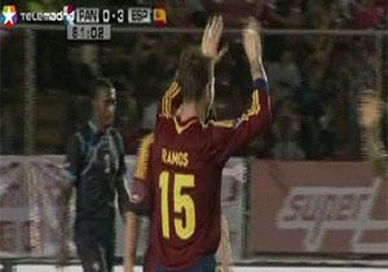 Ramos y su precioso golpeo de balón