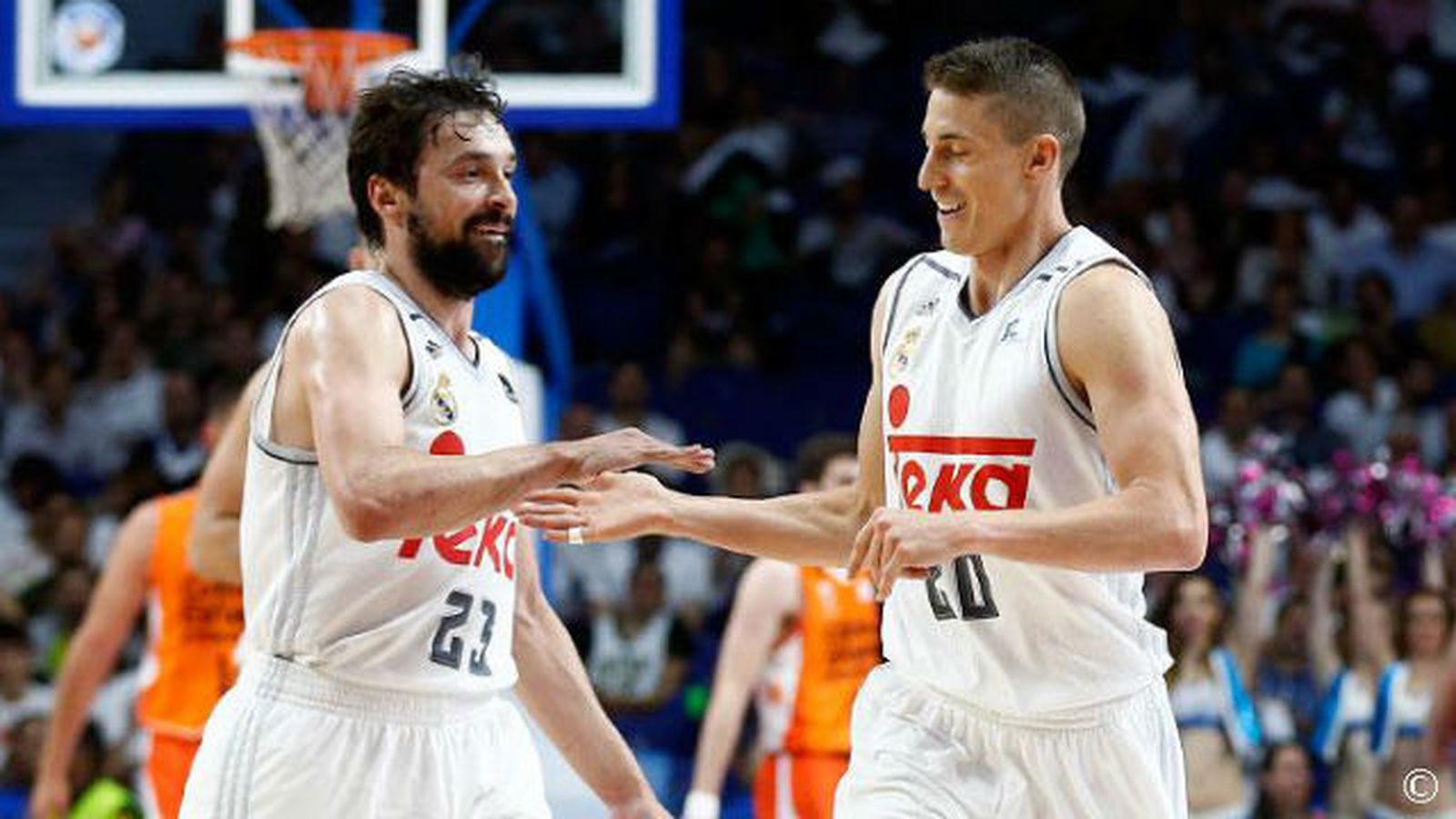 Lllull y Carroll