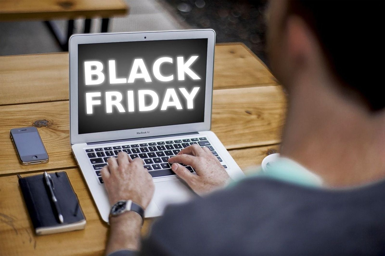 8 de cada 10 españoles comprará los regalos de Navidad en el 'Black Friday'