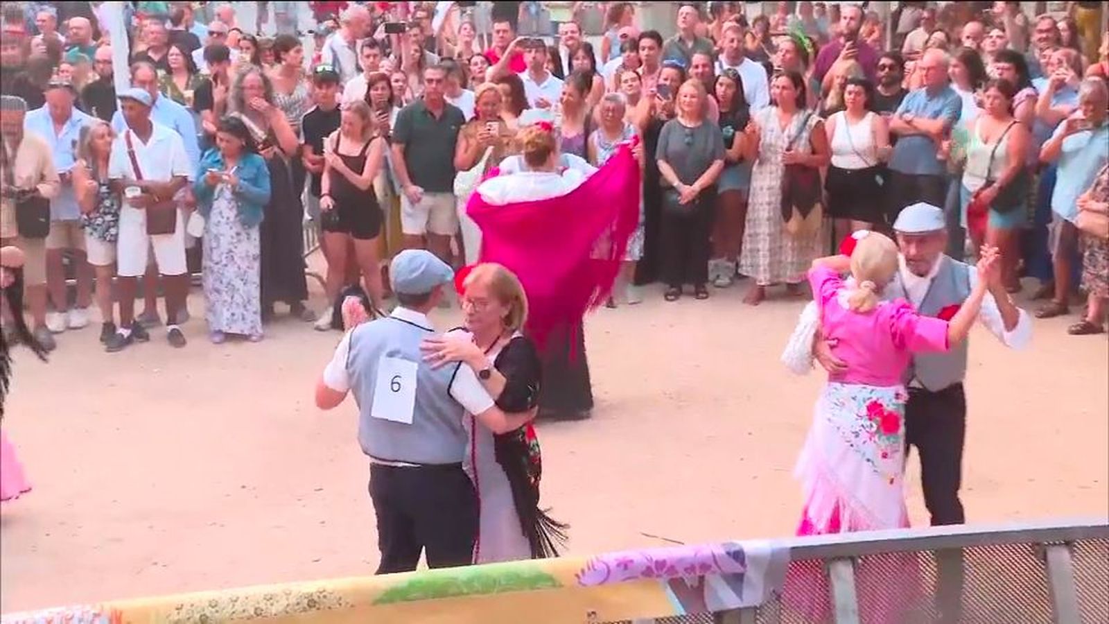 La Plaza de la Paja acoge el tradicional concurso de pasodobles por las festividades de La Paloma
