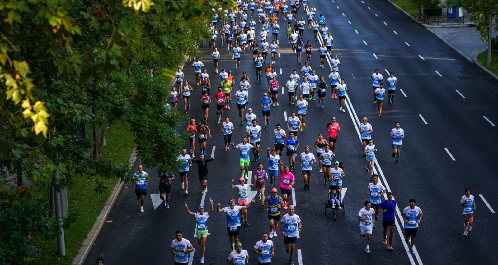 Participantes en una carrera popular