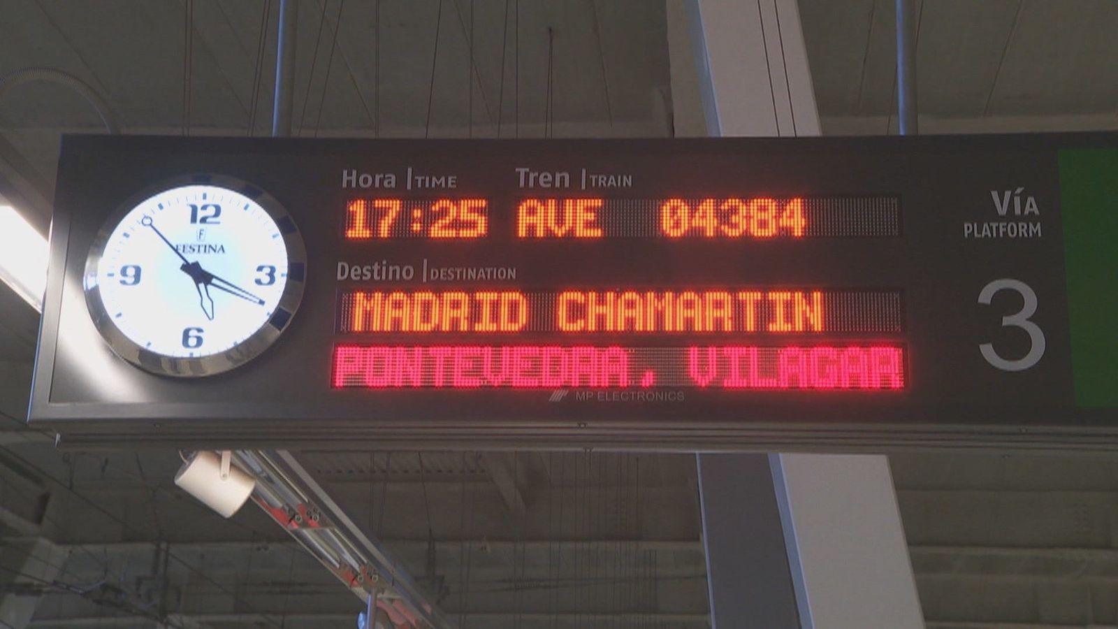 Once trenes circularán este jueves en la línea Madrid-Galicia tras una semana sin servicio por los incendios