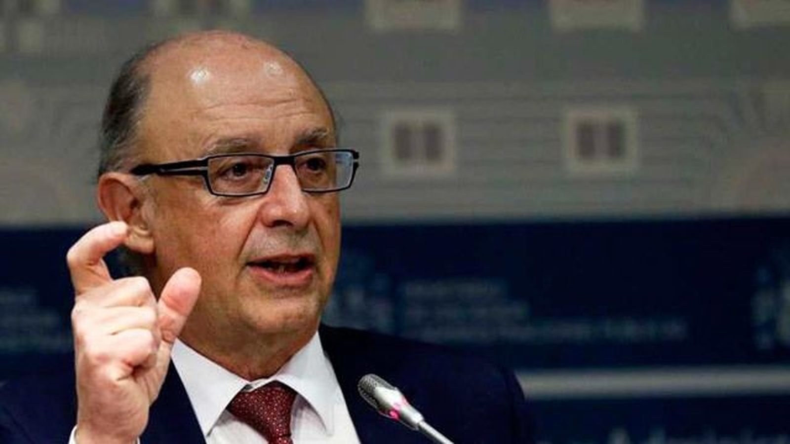 Cataluña y la Comunidad Valenciana reciben la mitad del llamado "extra FLA"