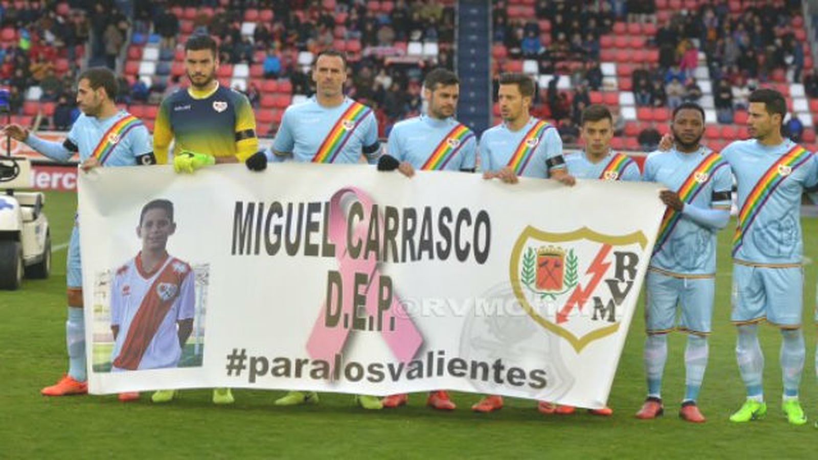 El Rayo homenajea a su conterano
