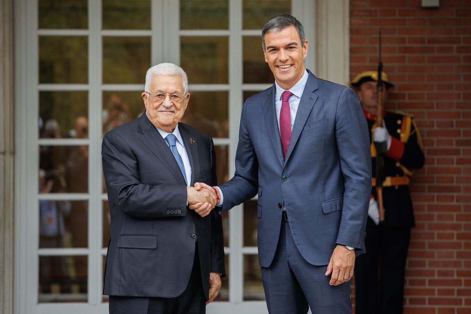 Sánchez acepta celebrar en Madrid una nueva Conferencia de Paz