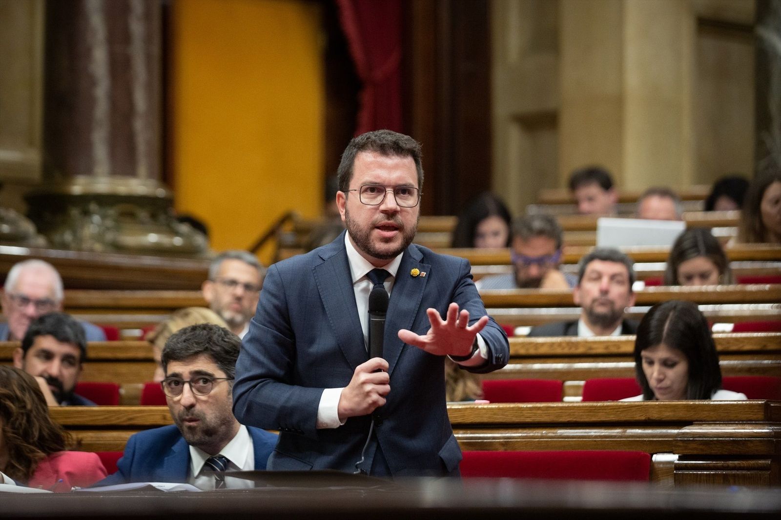 La justicia catalana ordena a la Generalitat que cumpla la sentencia del 25% de castellano en las aulas