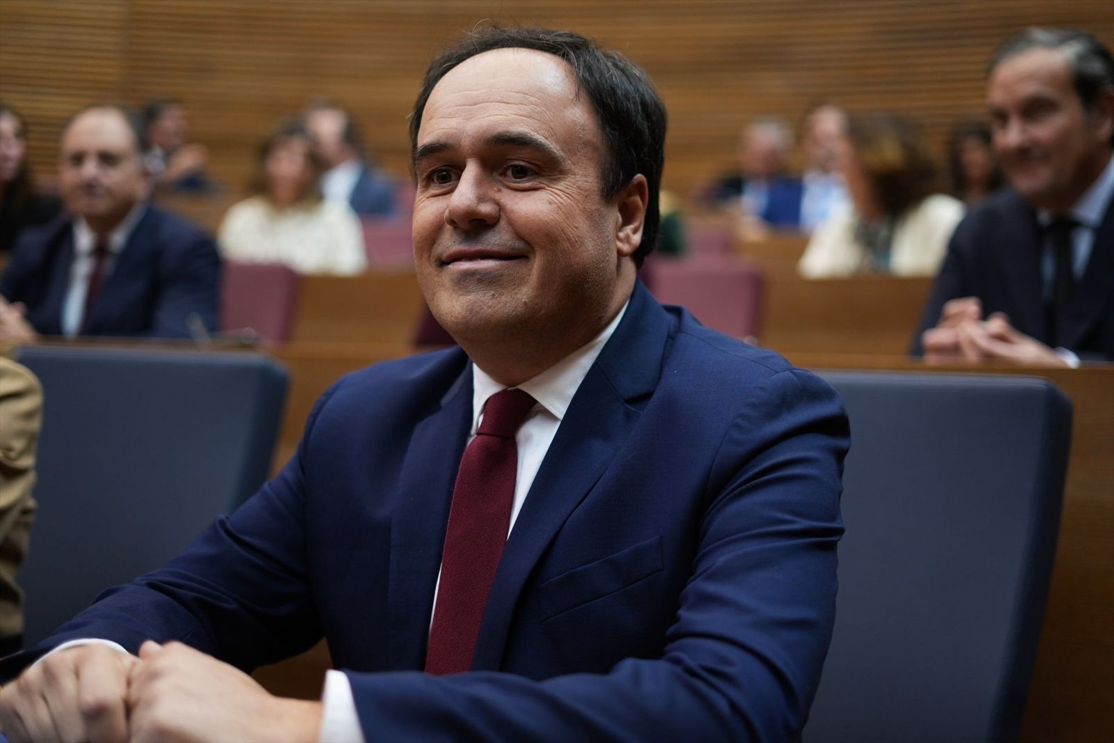 Juanfran Pérez Llorca toma posesión como nuevo presidente de la Comunidad Valenciana y pide perdón a las víctimas de la dana