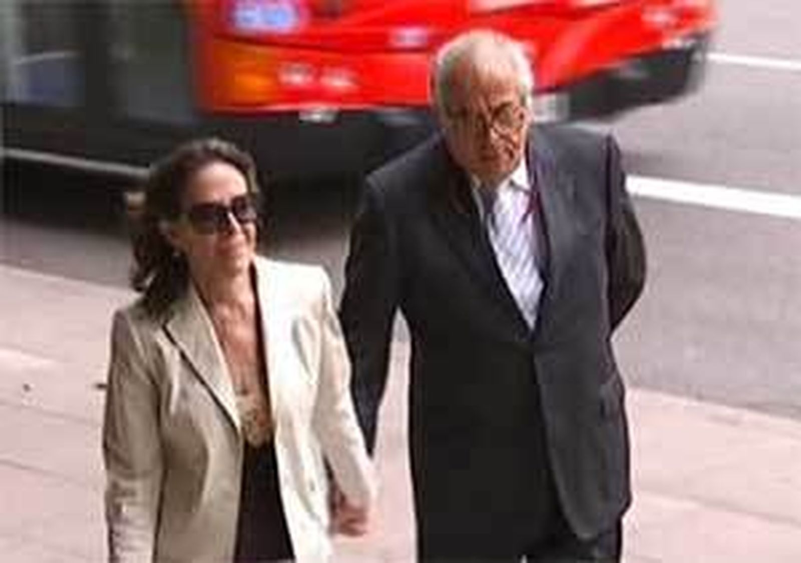 Absuelto el doctor Carlos Morín y colaboradores en el caso de los abortos ilegales