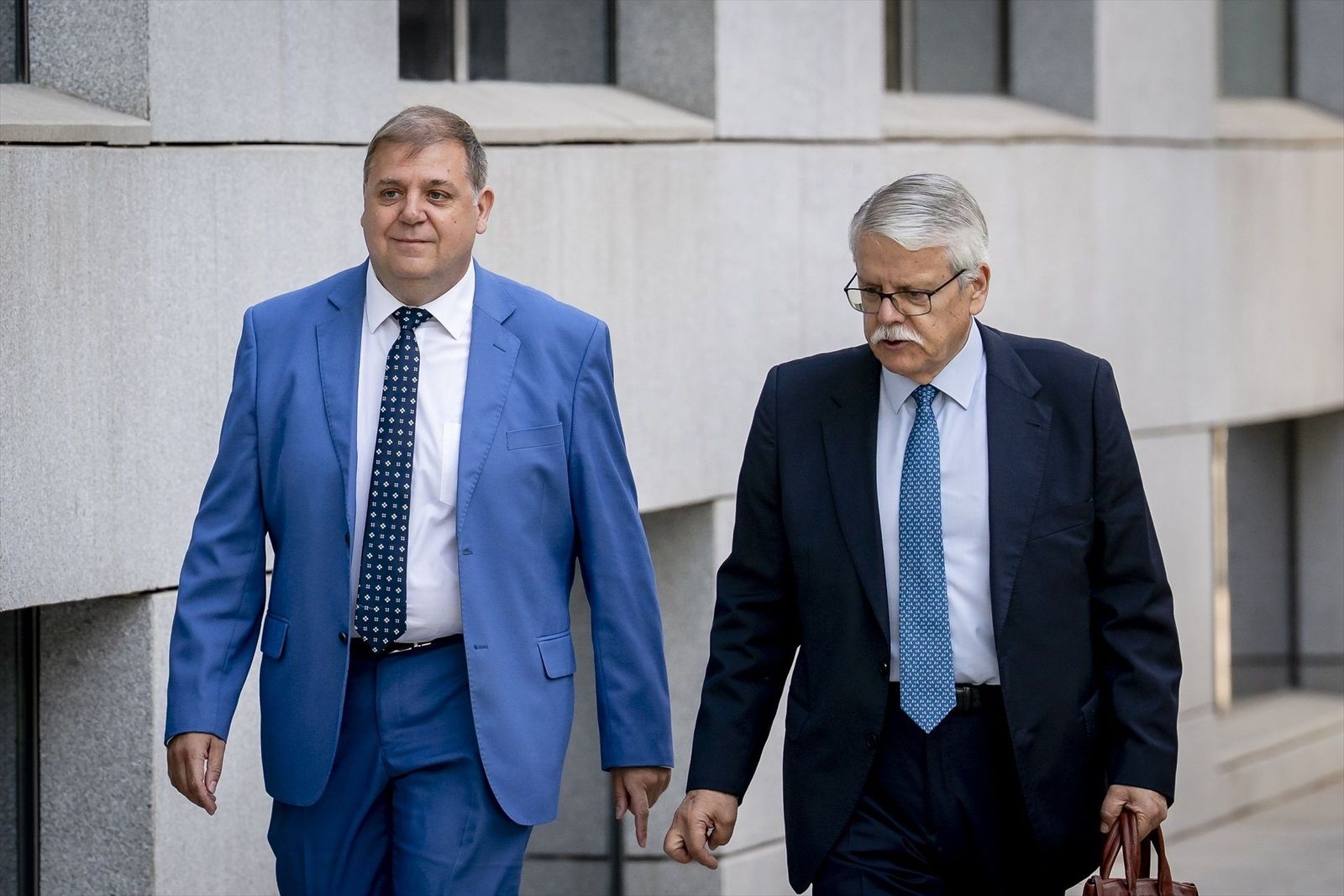 El juez ordena un nuevo clonado del teléfono del exjefe de gabinete de Pedro Sánchez