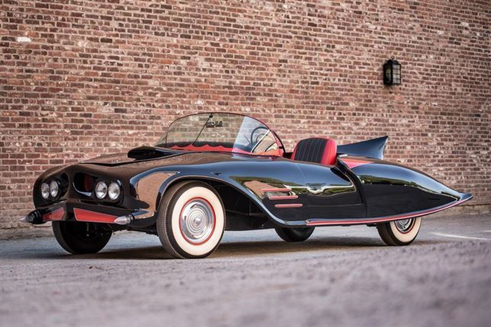 batmovil2145
