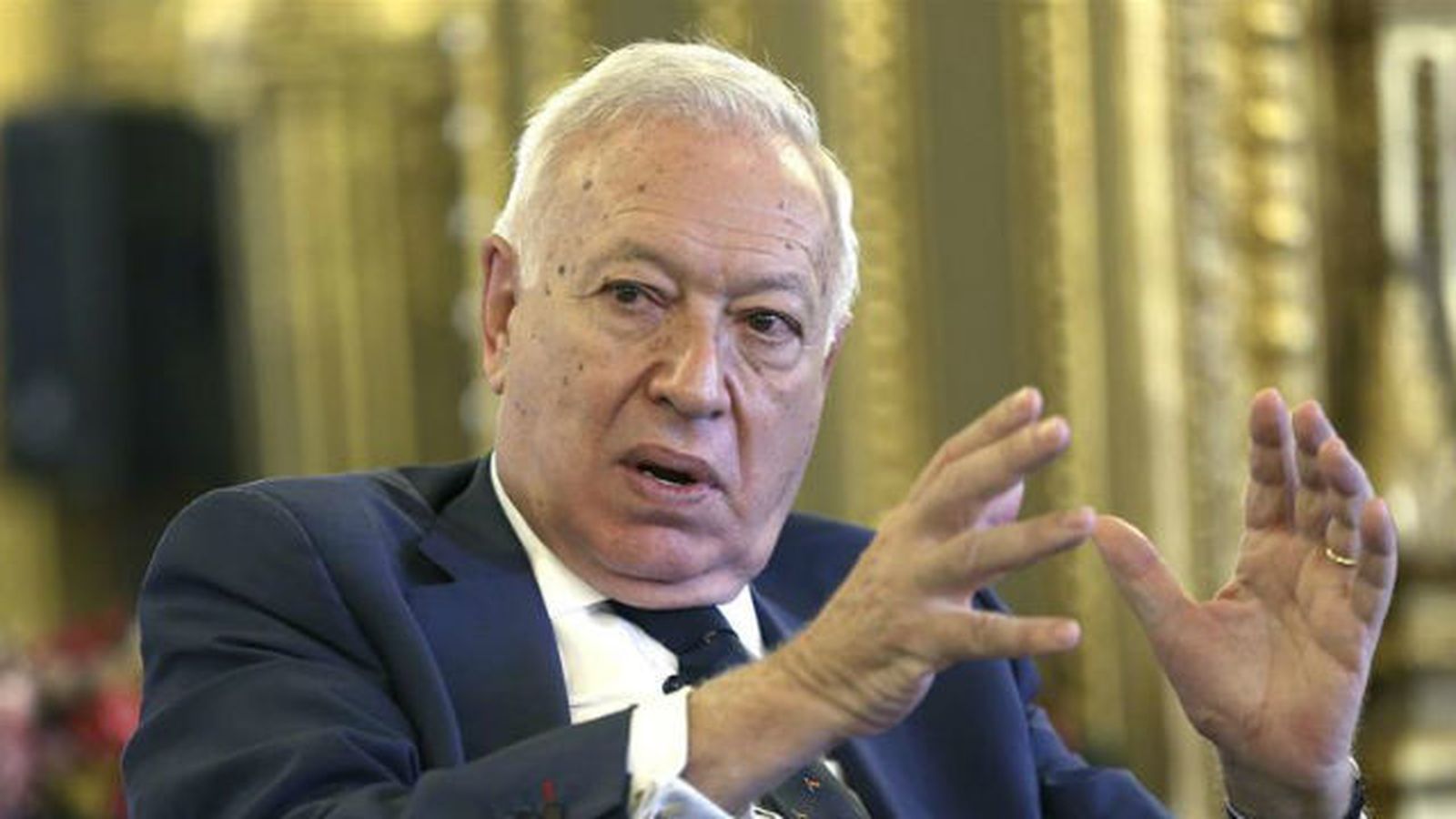 Margallo a Artur Mas: "Saltarse las reglas del juego conduce a la dictadura"