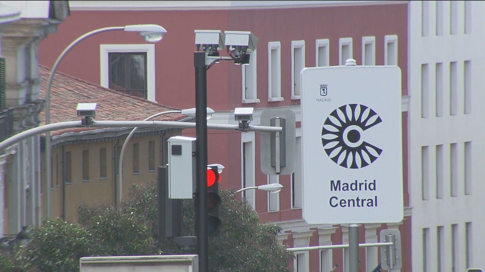 Almeida convoca una comisión el 30 de julio para buscar “alternativa” a Madrid Central