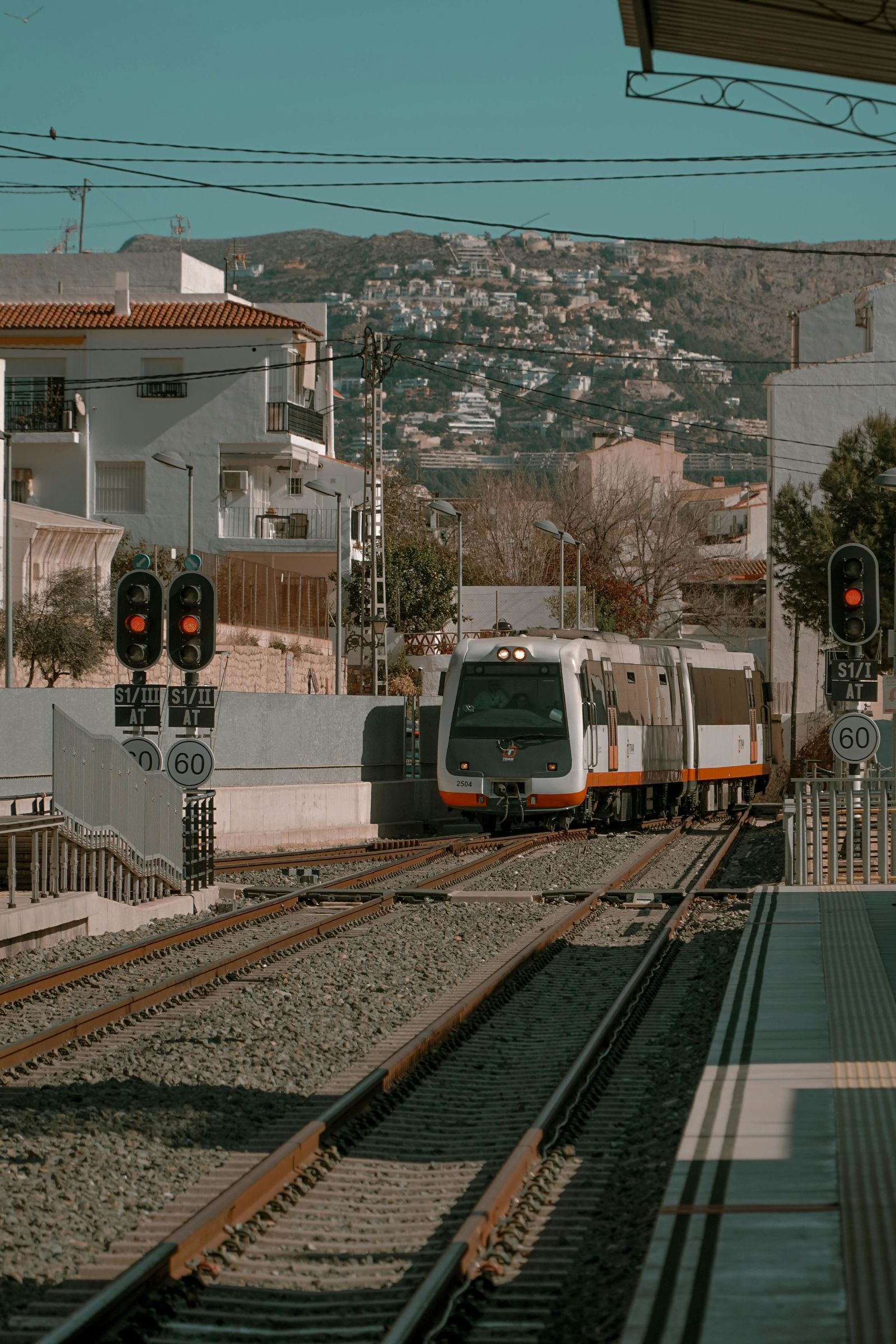 Evacuadas 25 personas tras incendiarse un tren que cubría la ruta entre Valladolid y Salamanca