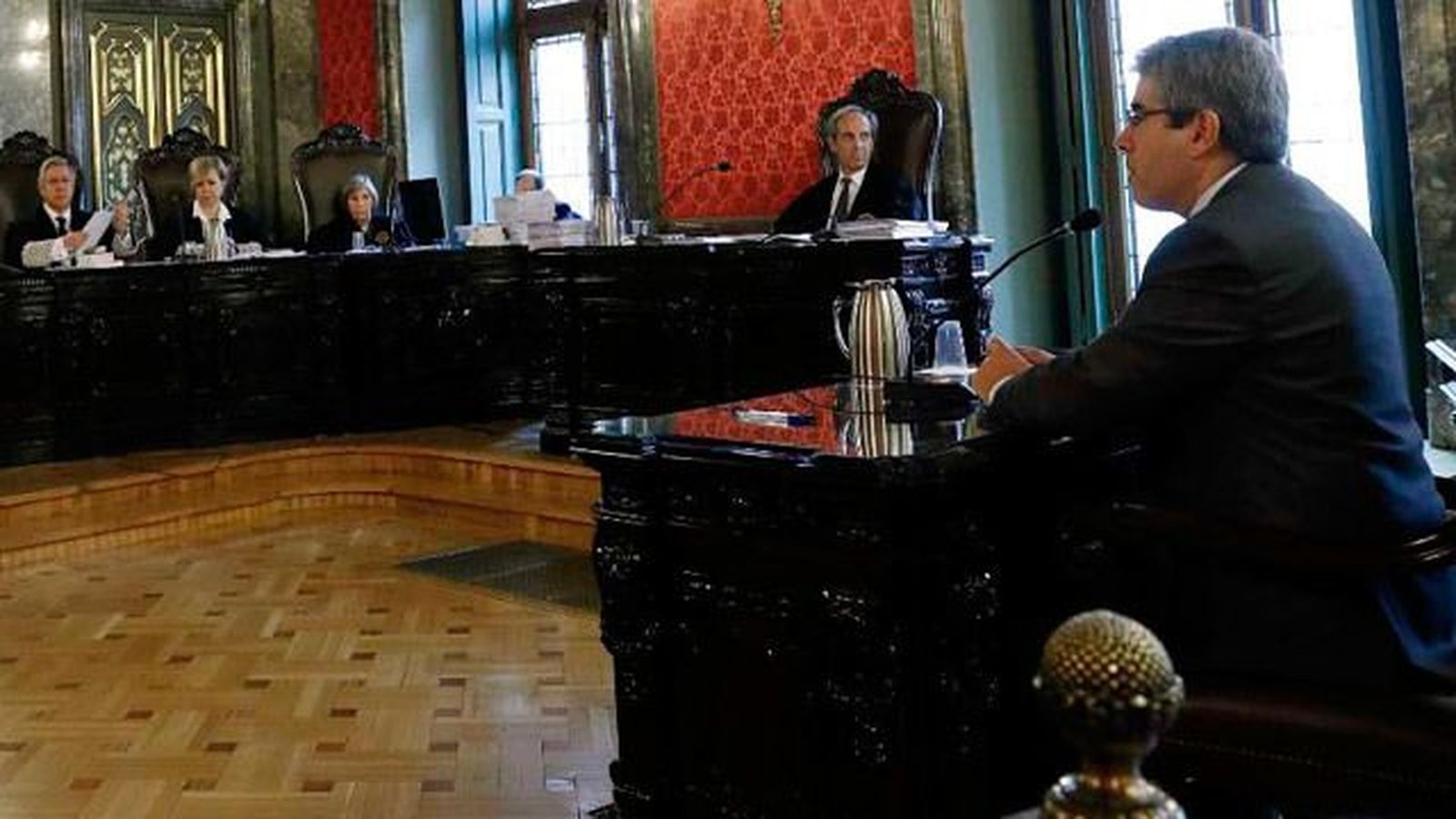Homs se escuda en la falta de claridad del Constitucional para justificar su actuación
