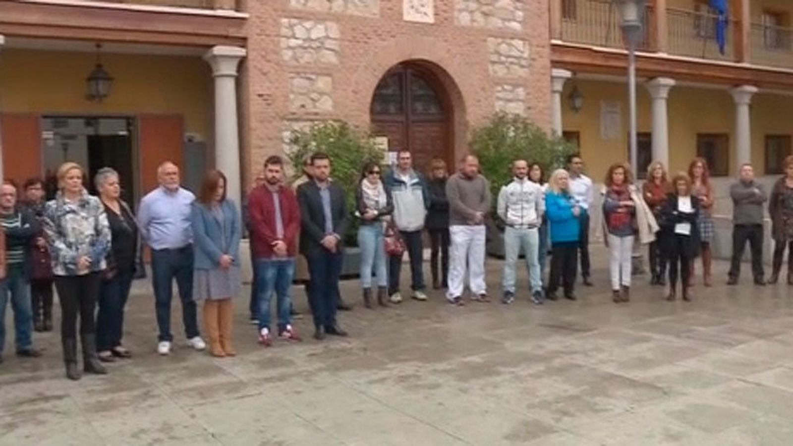 Luto en San Martín de la Vega por la muerte de una niña por coma etílico