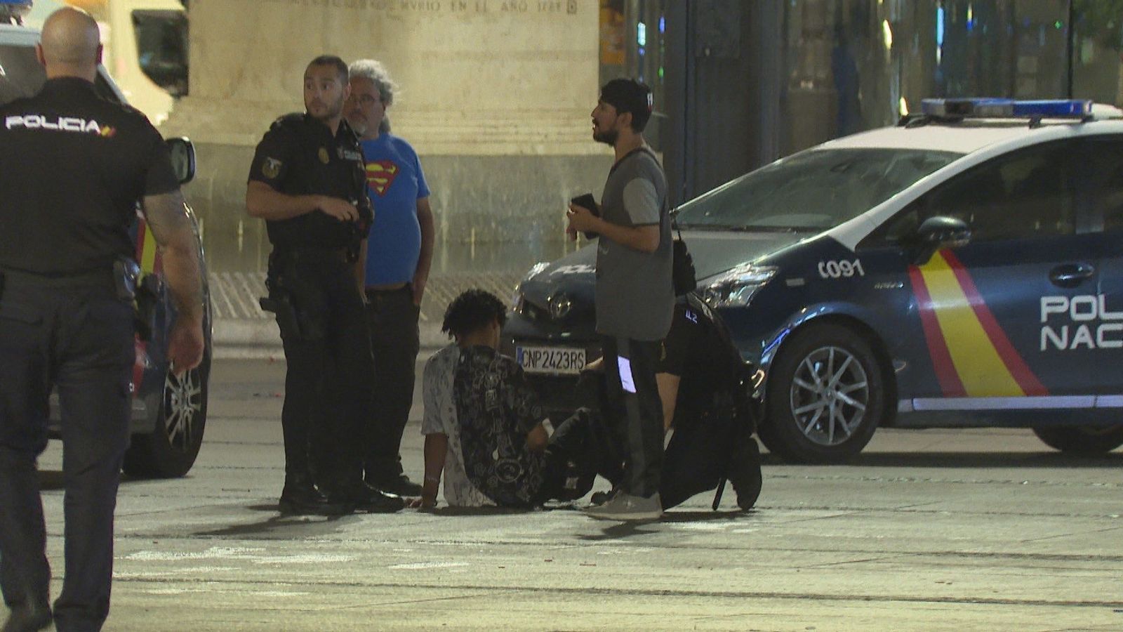 Noche de robos en Madrid: tres atracos en Callao y en Sol con paliza grave incluída