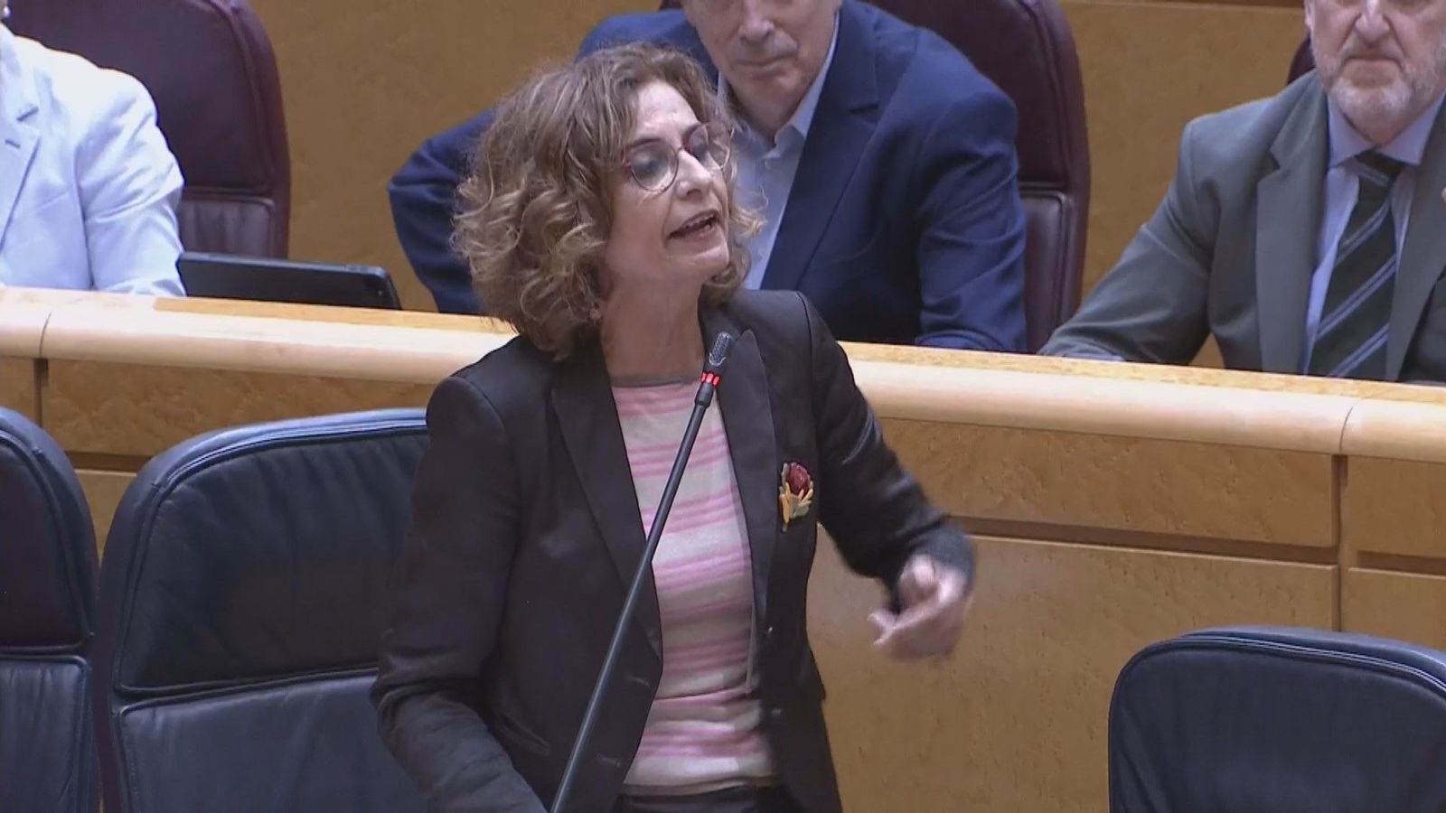 El PP reprocha al Gobierno su "corrupción sistémica" y Montero que solo quieran "fango y más fango"